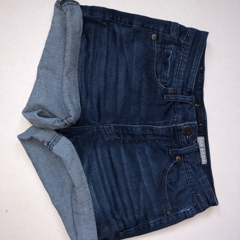 Jean shorts✨ ❤️(sale)